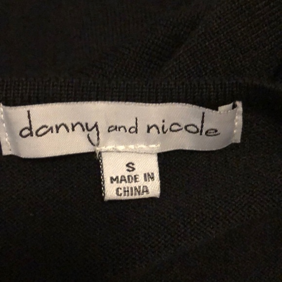 Figure hugging sweater dress - Picture 4 of 4